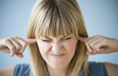 یک ساعت سر و صدا در روز می‌تواند پیشرفت یک بیماری عصبی جدی را تسریع کند