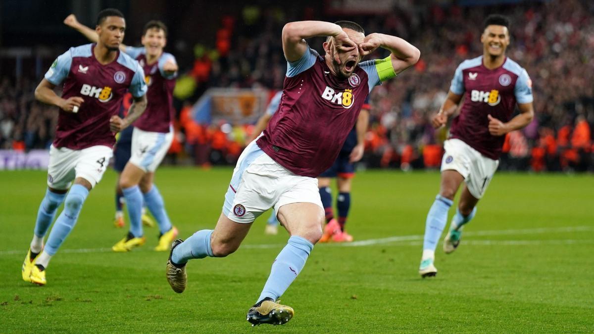 استون ویلا از بازسازی خبر داد