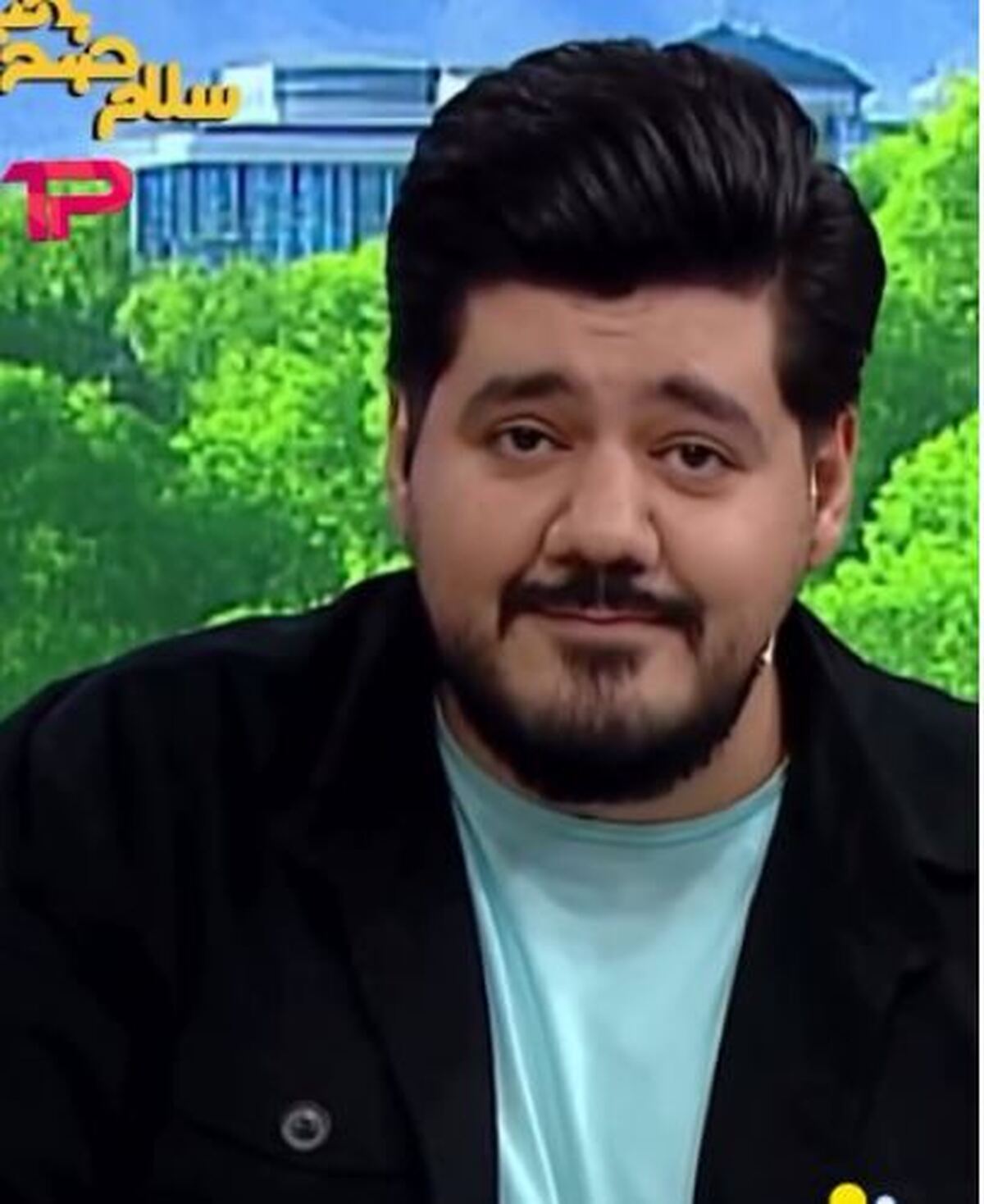 مجری پرحاشیه صداوسیما با محمدرضا شریفی‌نیا فامیل از آب درآمد!