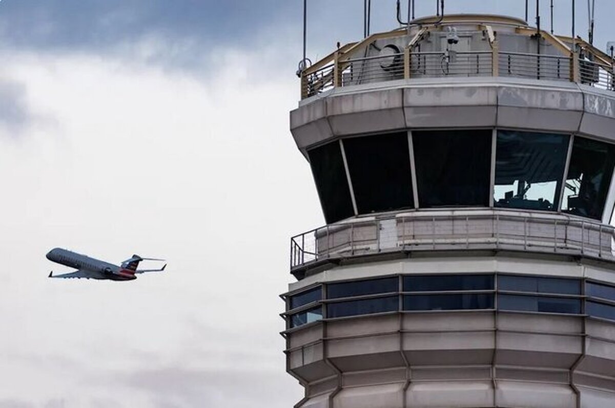 کاهش اجباری ترافیک هوایی آمریکا با ادامه تعطیلی دولت