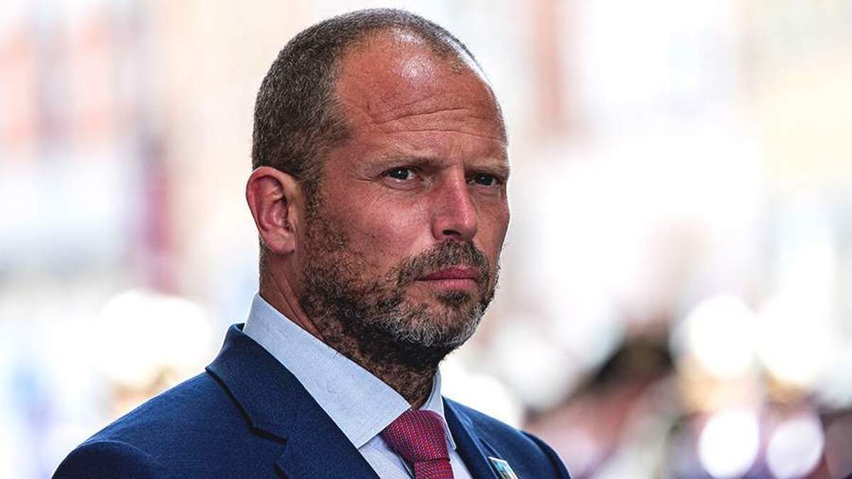 وزیر دفاع بلژیک تهدید‌های خود علیه مسکو را تکذیب کرد.