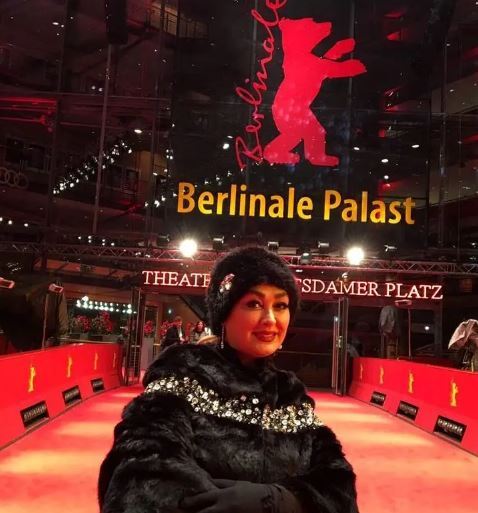 استایل پولداری و شیک الهام حمیدی در سفرش به خارج از کشور! استایل پولداری و شیک الهام حمیدی در سفرش به خارج از کشور!