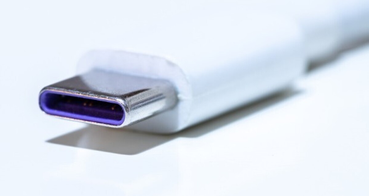 چرا پورت USB رنگی است؟