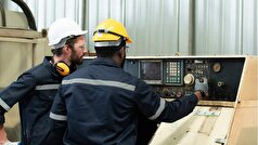 بلومبرگ از کاهش فعالیت‌های تولیدی در آمریکا خبر داد.