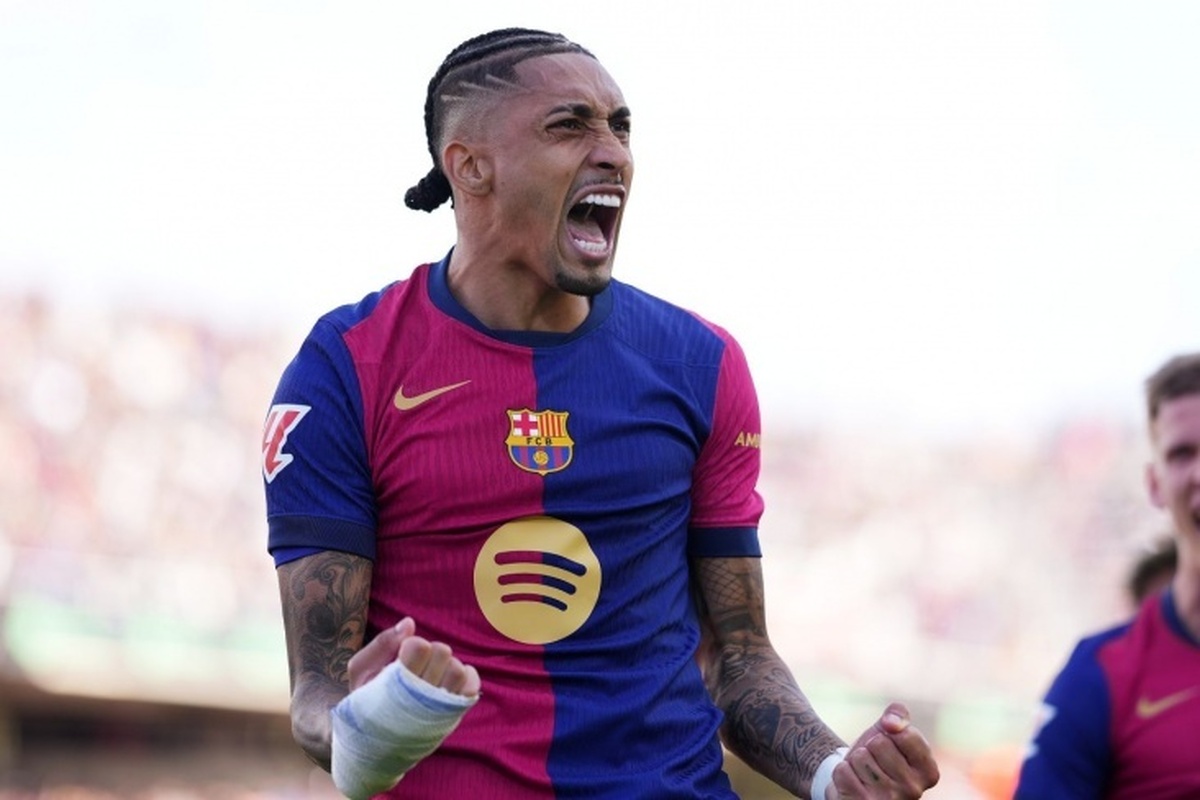 واکنش رافینیا در پاسخ به این سوال که آیا با یامال احساس رقابت می‌کند یا خیر