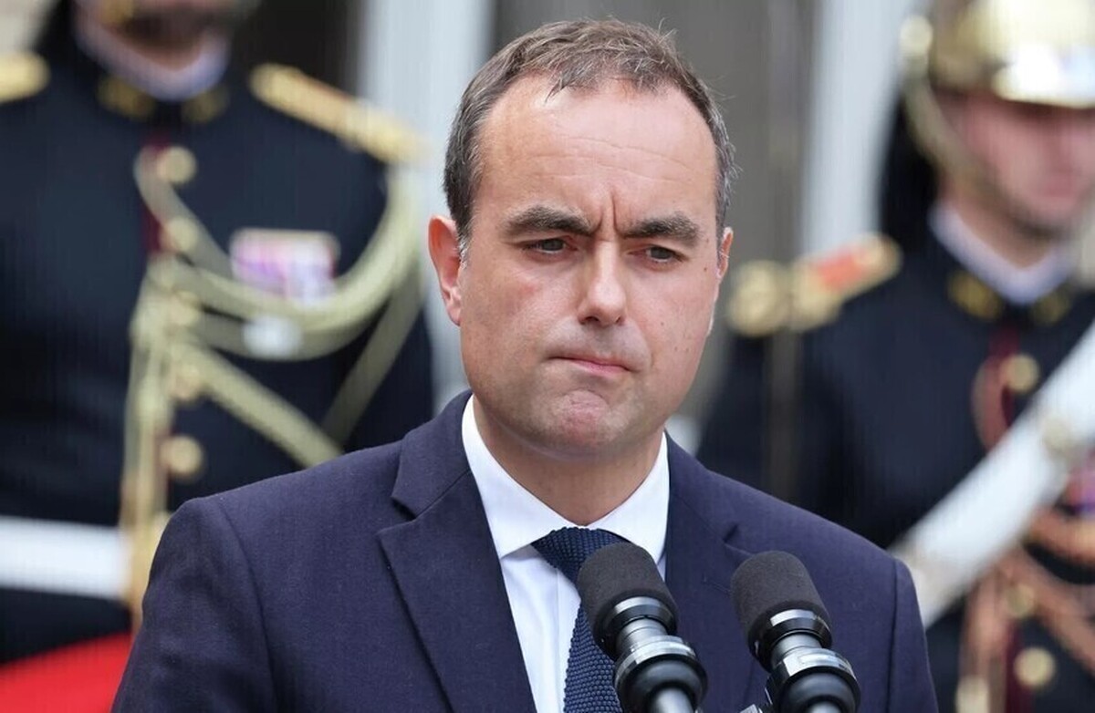 بن‌بست سیاسی و درگیری درون دولت فرانسه... لکورنو: کلید‌ها را به جناح راست تحویل نخواهم داد