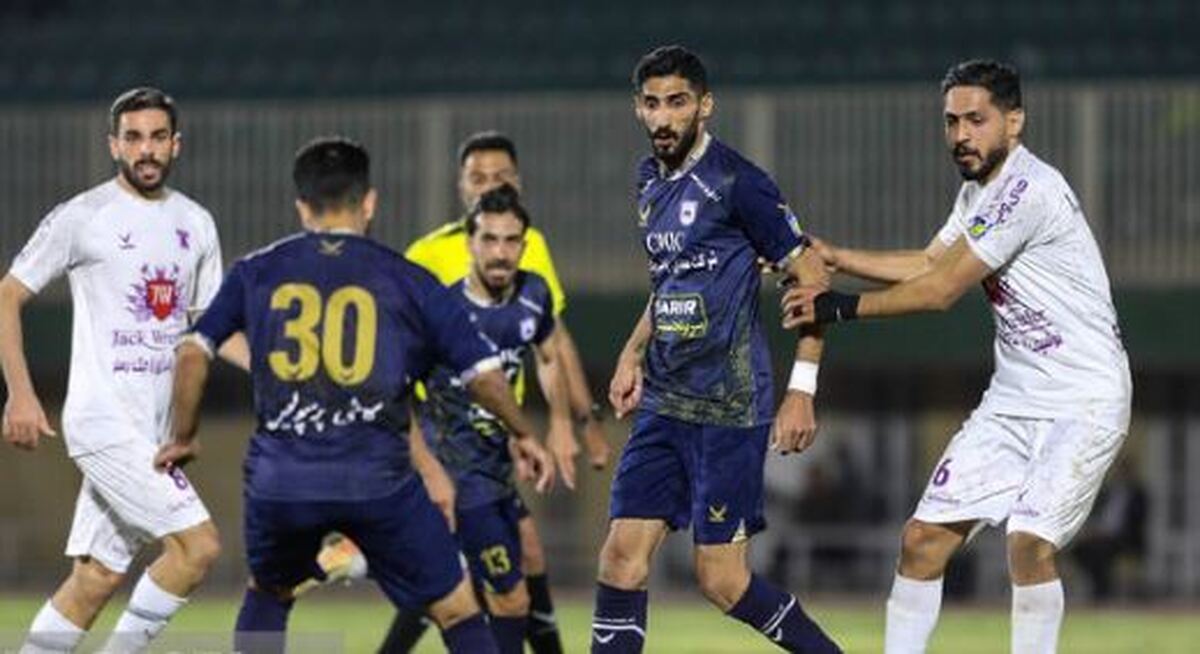 چادرملو - آلومینیوم؛ تقابل باثبات‌ترین نیمکت‌ها در نبرد حساسی که بوی صدرنشینی می‌دهد