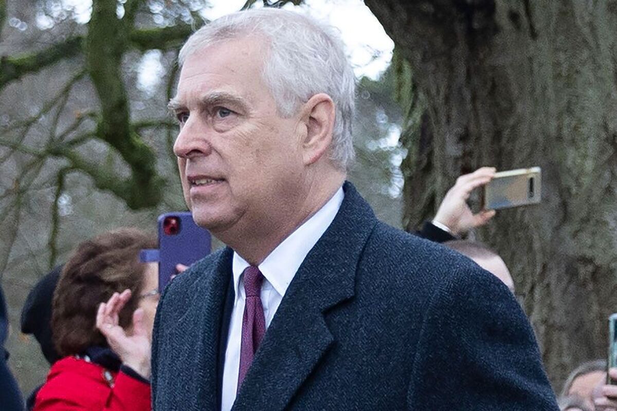 ایالات متحده از شاهزاده اندرو، که اکنون رسوا شده است، خواسته است تا علیه دوستش اپستین شهادت دهد