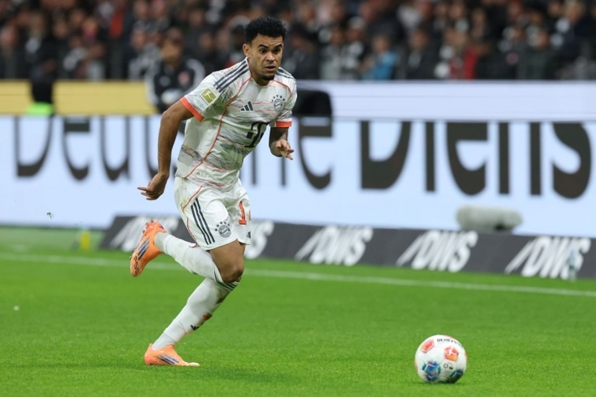 کروس در مورد اخراج دیاز مقابل پاری سن ژرمن گفت: «کارت قرمز نبود.»