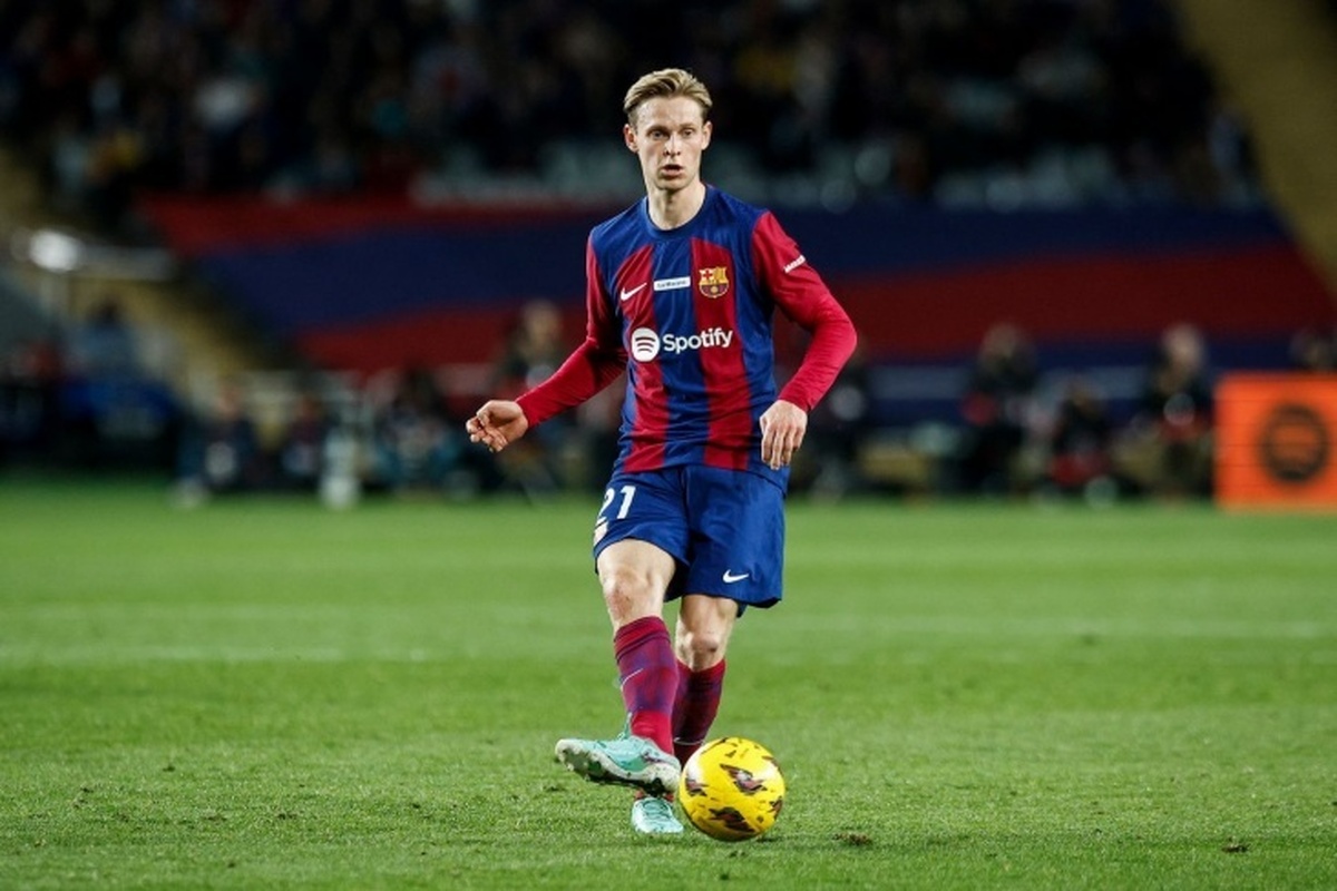 فرانکی دی‌یونگ دلیل از دست دادن امتیاز توسط بارسلونا در بازی لیگ قهرمانان اروپا مقابل کلوب بروژ را توضیح داد