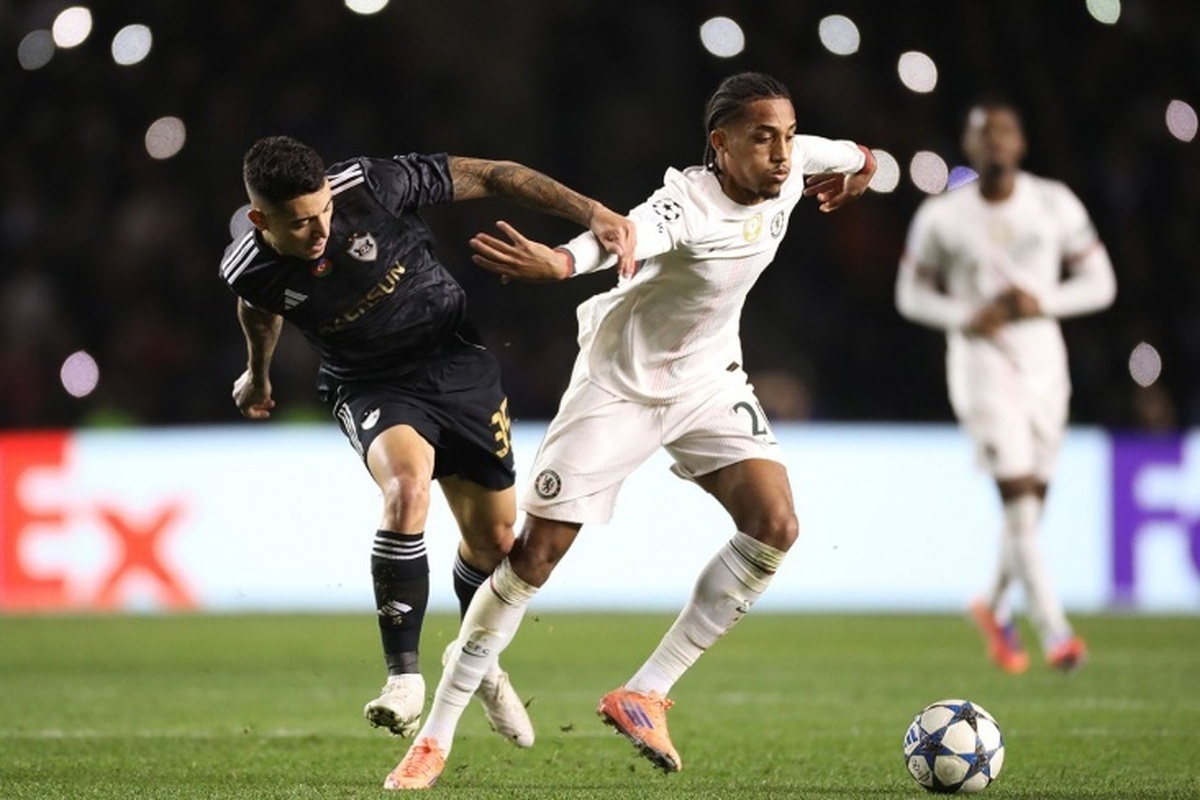 سرمربی قره‌باغ در مورد بازی مقابل چلسی گفت: «آن‌ها شخصیت آذربایجانی خود را نشان دادند.»