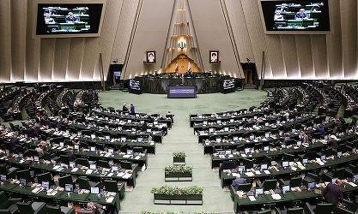 استفاده از صندوق رأی مخفی الکترونیکی در صحن مجلس جایگزین رأی‌گیری با ورقه می‌شود