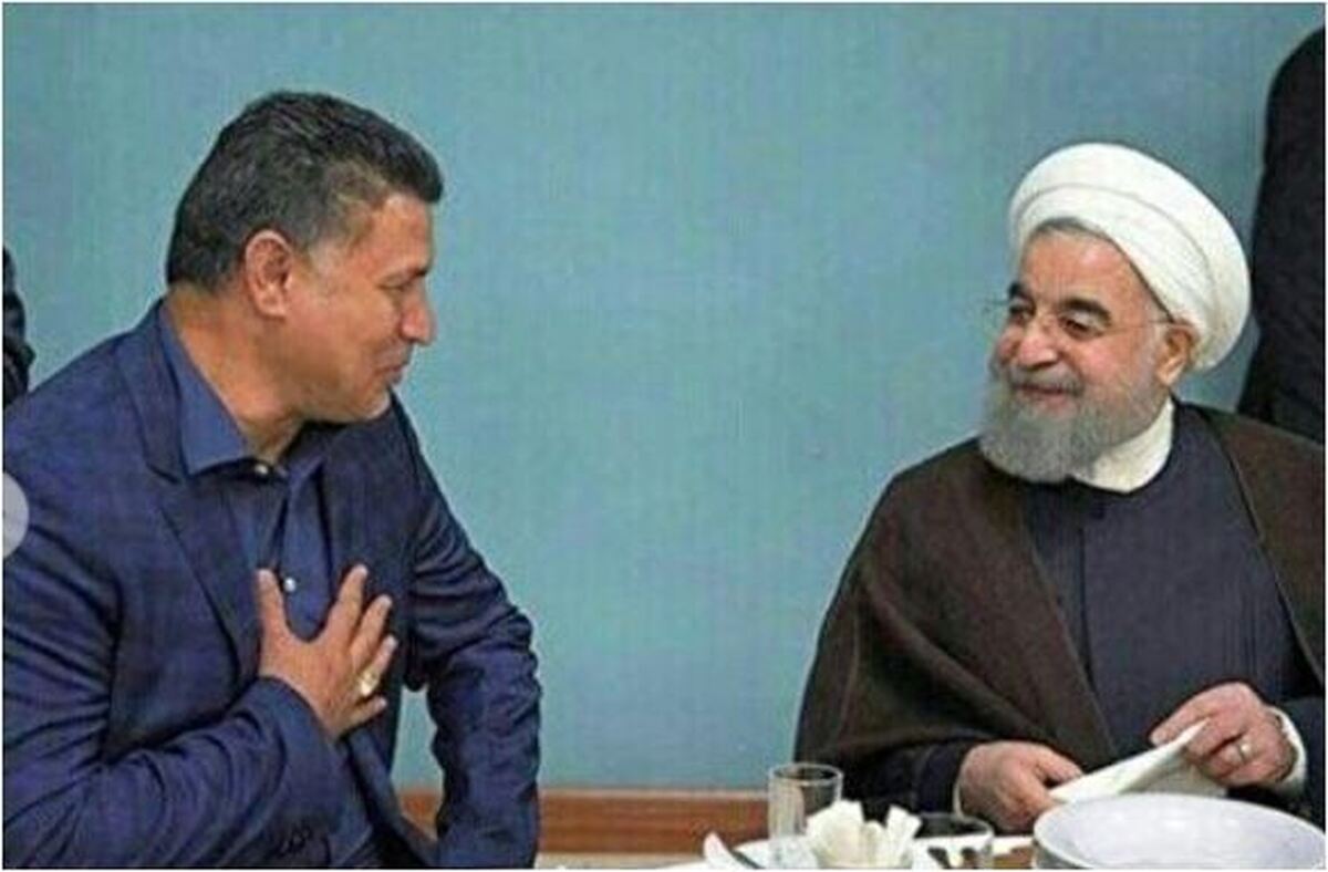 رابطه دوستانه علی دایی با حسن روحانی در برابر دور بین ها+عکس