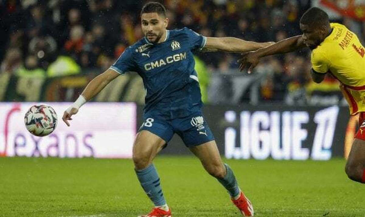 OM: روبرتو دی زربی اعلام کرد که نیل ماوپی را که از میادین دور شده بازگردانده است