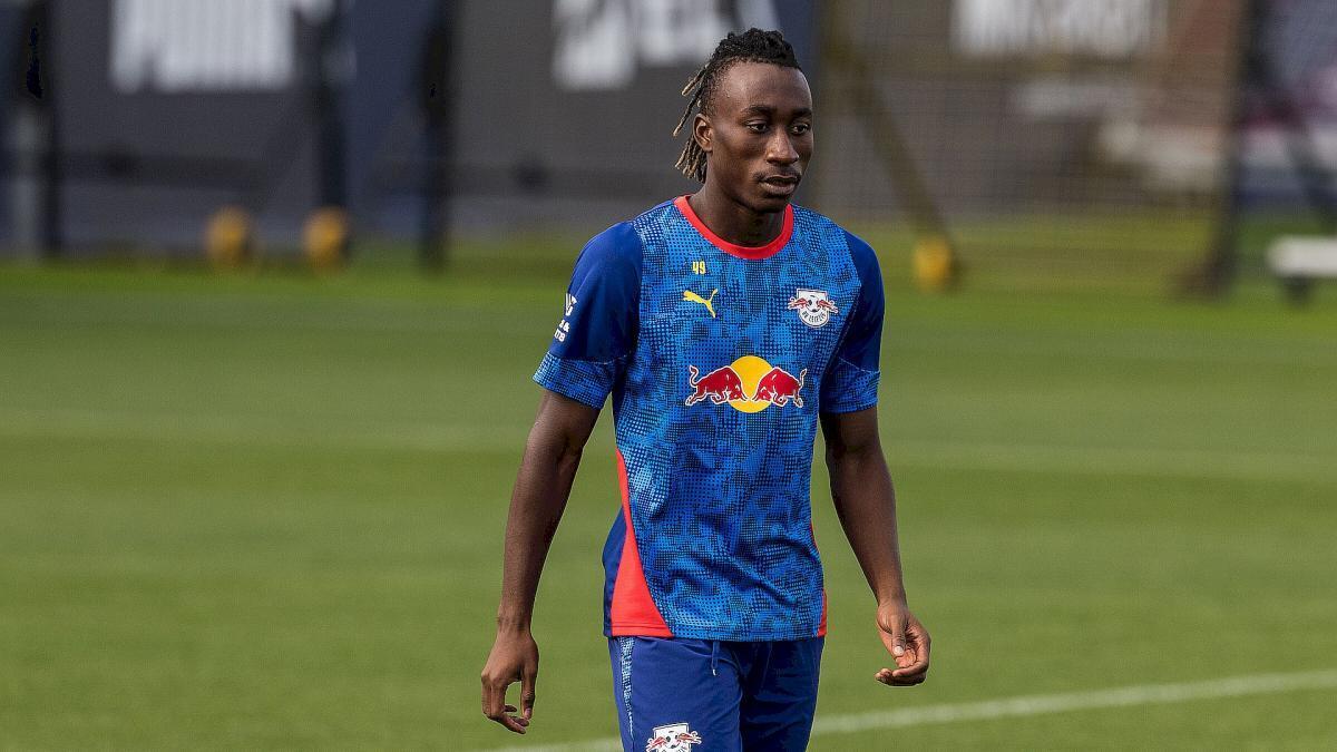 رئال مادرید و بارسلونا در پیشنهاد چند میلیون دلاری برای بازیکن سابق لالیگا قرار دارند