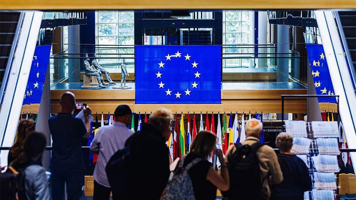 رسانه‌ها از برنامه‌های اتحادیه اروپا برای ایجاد مرکزی برای مقابله با انتشار اطلاعات نادرست از سوی روسیه مطلع شده‌اند.