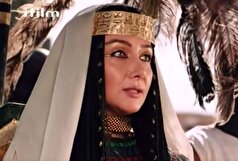 قاب عکس قدیمی از کتایون ریاحی و محمود پاک نیت در سال ۱۳۷۹