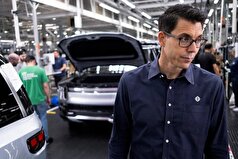 ریویان هم مانند تسلا حقوقی نجومی می‌دهد