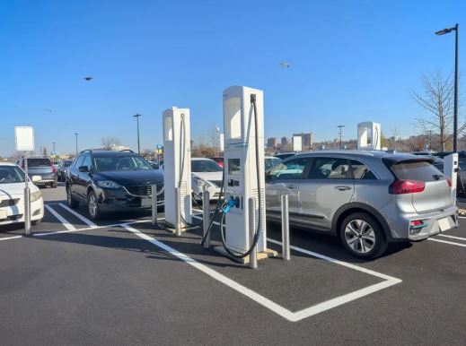 برخلاف تصورات خودرو‌های برقی بیشتر از خودرو‌های بنزینی تولید آلودگی می‌کند!