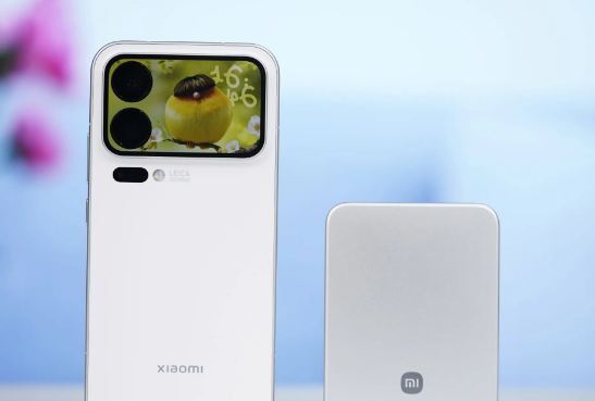 رونمایی از پاوربانک فوق باریک شیائومی با طراحی منحصر‌به‌فرد