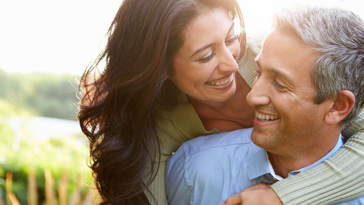 مدت زمان بهینه برای بغل کردن و بوسیدن مشخص شد