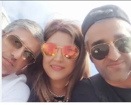 جدیدترین عکس خانوادگی پژمان جمشیدی وایرال شد! جدیدترین عکس خانوادگی پژمان جمشیدی وایرال شد!