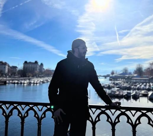 استایل خیابانی بهرام افشاری در کپنهاگ پربازدید شد! +عکس استایل خیابانی بهرام افشاری در کپنهاگ پربازدید شد! +عکس