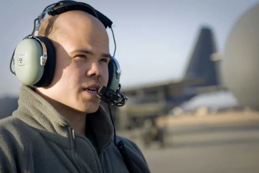 اصطلاح «راجر» بین خلبانها چه معنایی دارد و از چه زمانی استفاده از آن باب شد؟ اصطلاح «راجر» بین خلبانها چه معنایی دارد و از چه زمانی استفاده از آن باب شد؟