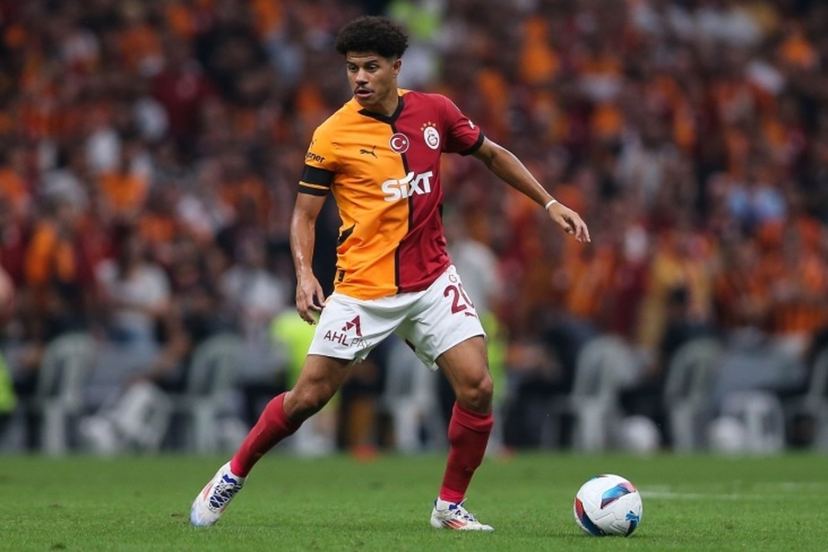 اوزکورت: باشگاه‌های روسی بازیکن گالاتاسرای را که مورد توجه زنیت بود، زیر نظر دارند