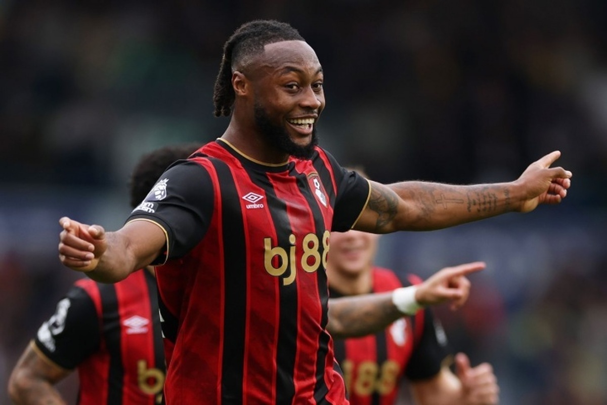 لیورپول برای جذب آنتوان سمنیو به بورنموث پیشنهاد داده است