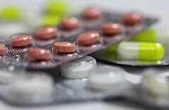 یک استارتاپ چینی در حال توسعه قرصی است که با هدف افزایش طول عمر انسان به ۱۲۰ سال از نظر پزشکی طراحی شده است