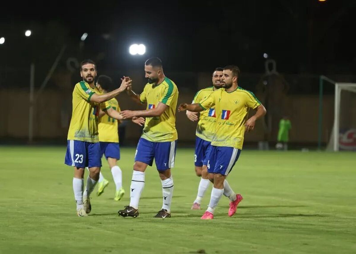 مجوز حضور بانوان در ورزشگاه تختی آبادان صادر شد