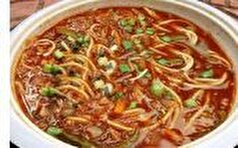 با گوشت چرخی و سبزیجات متفاوت این سوپ خوشمزه اسپاگتی را درست کنید