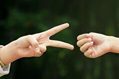 چگونه برنده بازی سنگ کاغذ قیچی شویم؟