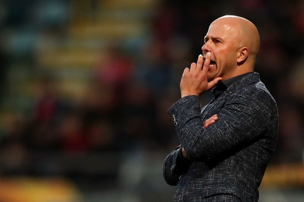 اسلات، سرمربی لیورپول، درباره حال و هوای رختکن پس از شکست مقابل منچسترسیتی صحبت کرد