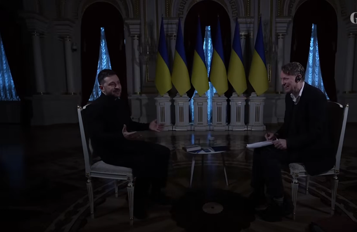 نماینده مجلس اوکراین پس از قطع برق در جریان مصاحبه با گاردین، زلنسکی را به شدت مورد انتقاد قرار داد