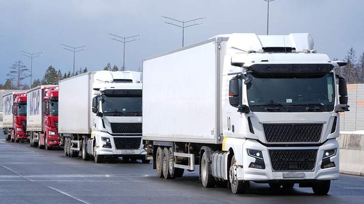 قزاقستان از آمادگی روسیه برای لغو محدودیت‌های اعمال شده بر شرکت‌های حمل بار خبر داد.