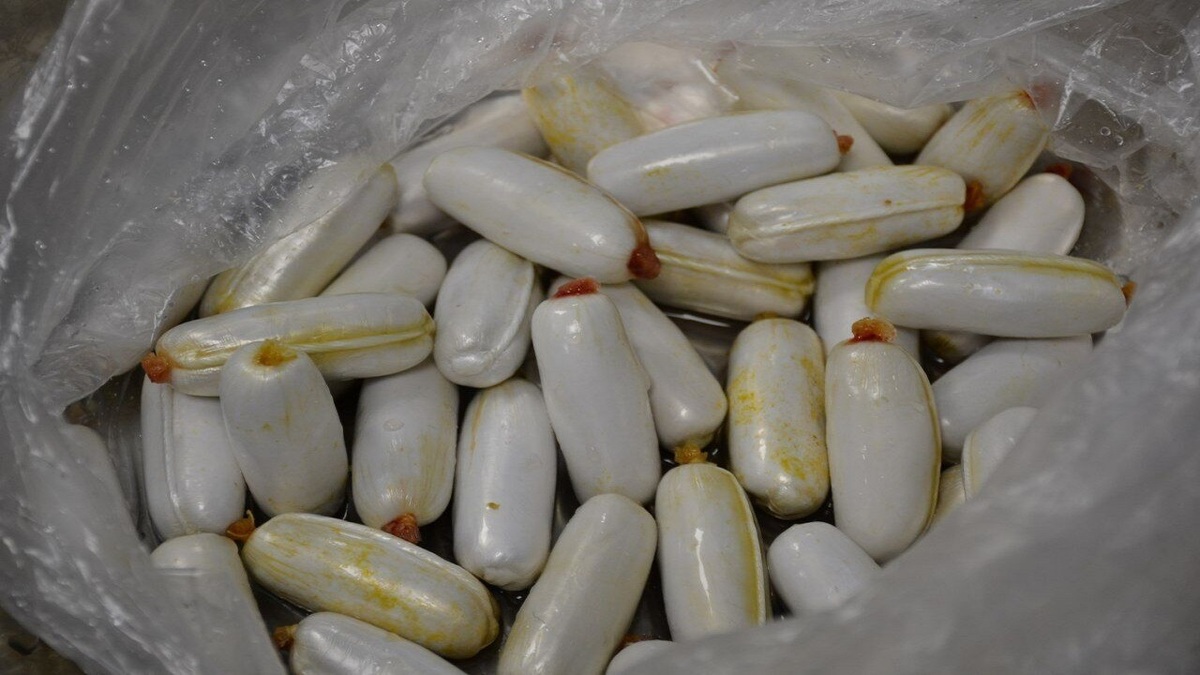 معده تبعه افغان در مرز دوغارون جای امنی برای بسته‌های مواد مخدر نشد