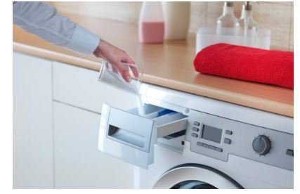 استفاده از مقدار نادرست پودر ماشین لباسشویی و عواقب آن! استفاده از مقدار نادرست پودر ماشین لباسشویی و عواقب آن!