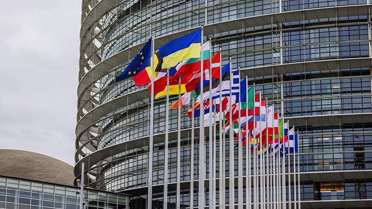 غرب از اتحادیه اروپا خواست تا به یک توافق امنیتی با روسیه دست یابد.