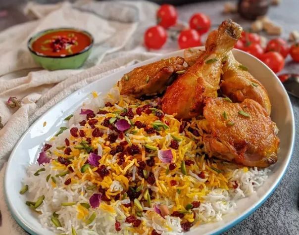 ارزش غذایی و کالری زرشک پلو با مرغ که شاید نمی‌دانید