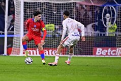 مدیر ورزشی لیون در مورد داوری بازی مقابل پاری سن ژرمن گفت: «همه در لیگ یک سوالات یکسانی می‌پرسند.»