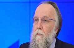 دوگین: ترامپ به دنبال حفظ جهان تک قطبی است، علیرغم وعده‌هایش مبنی بر چندقطبی بودن جهان