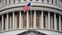 بازگشایی موقت دولت با دستور گروهی از سناتورهای میانه رو