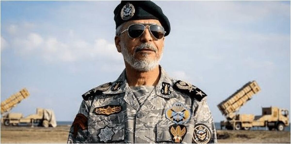 دریادار سیاری در برابر تهدیدات اعلام آمادگی کرد