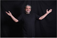 حمید گودرزی و فرهاد آییش در یک نمایش روی صحنه می‌روند