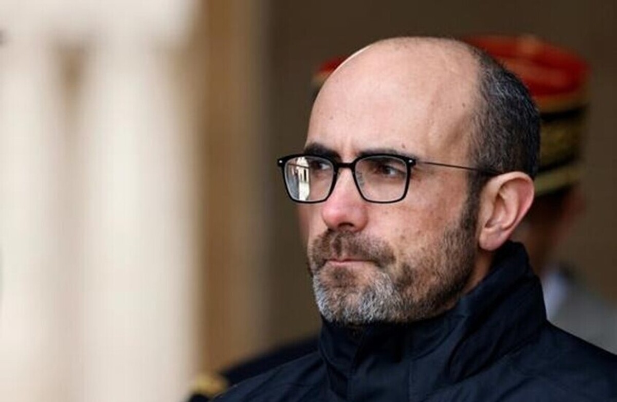 رئیس اطلاعات فرانسه: الجزایر پس از بحران دیپلماتیک، از سرگیری گفت‌و‌گو‌ها را اعلام کرده است