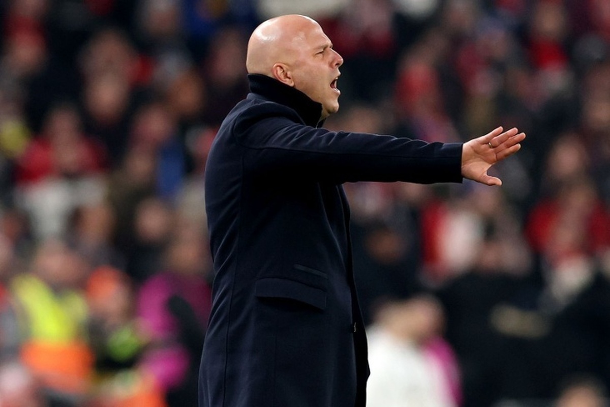 لیورپول در ۱۰ بازی اخیر خود در تمام رقابت‌ها، ۷ بازی را باخته است