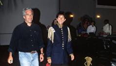 قانونگذاران دموکرات، در نامه‌ای به ترامپ: شریک اپستین بدون شک با شما تماس خواهد گرفت!