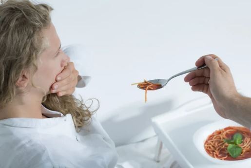 کاهش وزن سریع با ژیم غذایی چه آسیب‌هایی به بدن وارد می‌کند؟